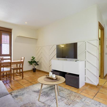 Casona 44 - Apartamento Para 2 Con Wifi, Ac Y Patio Exterior Alcalá de Henares Exterior foto