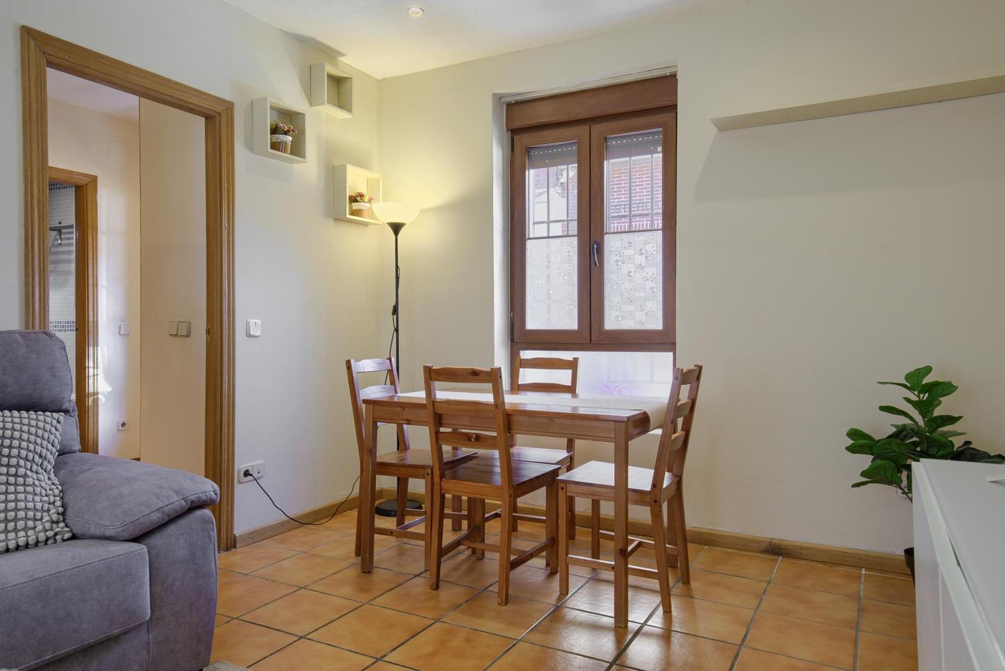 Casona 44 - Apartamento Para 2 Con Wifi, Ac Y Patio Exterior Alcalá de Henares Exterior foto