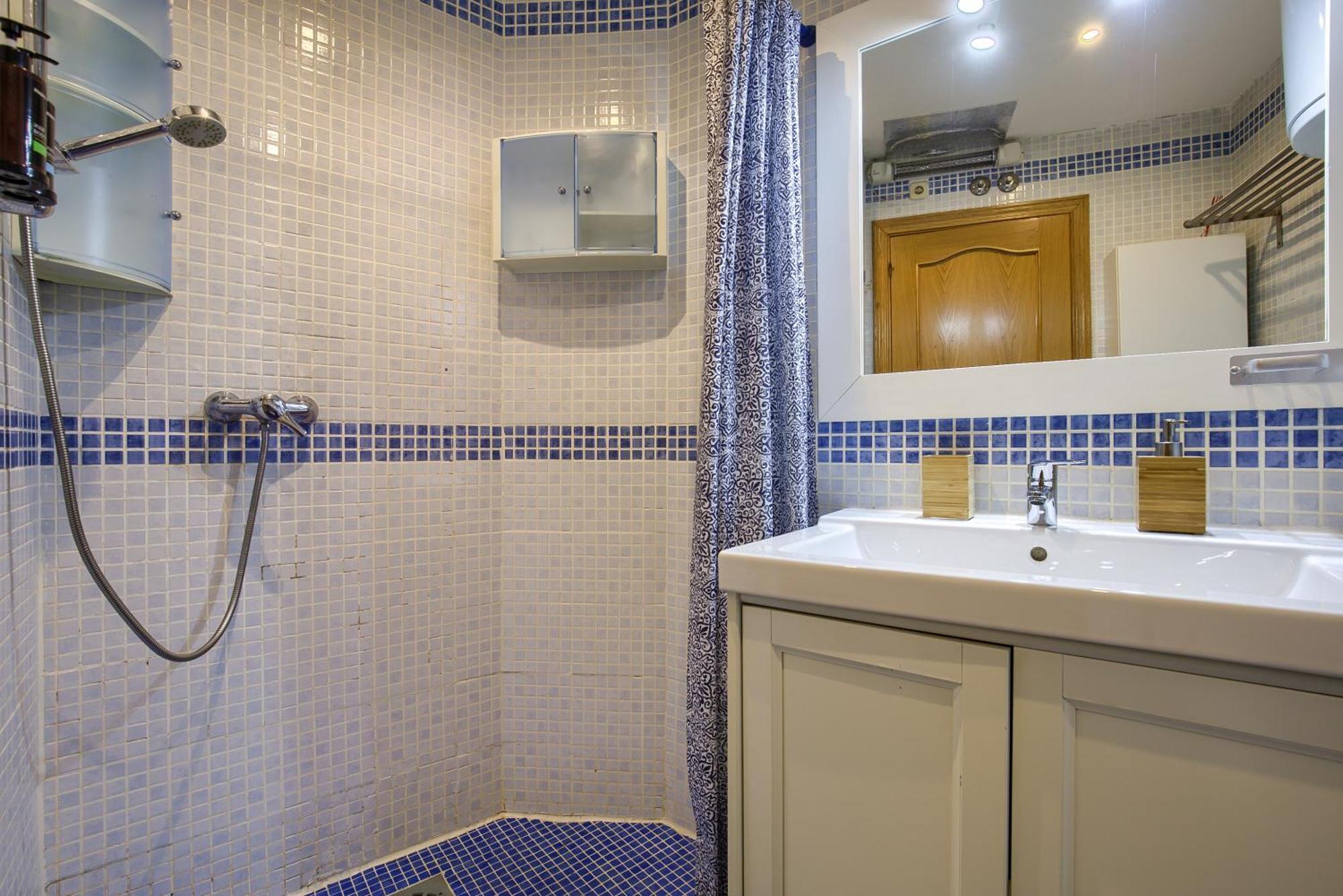 Casona 44 - Apartamento Para 2 Con Wifi, Ac Y Patio Exterior Alcalá de Henares Exterior foto